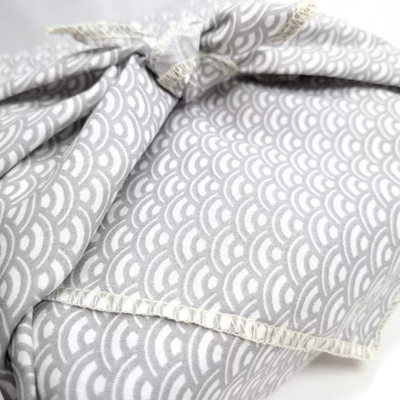 Alice et Jeanne Furoshiki - Geschenkverpackung aus Stoff Brigitte