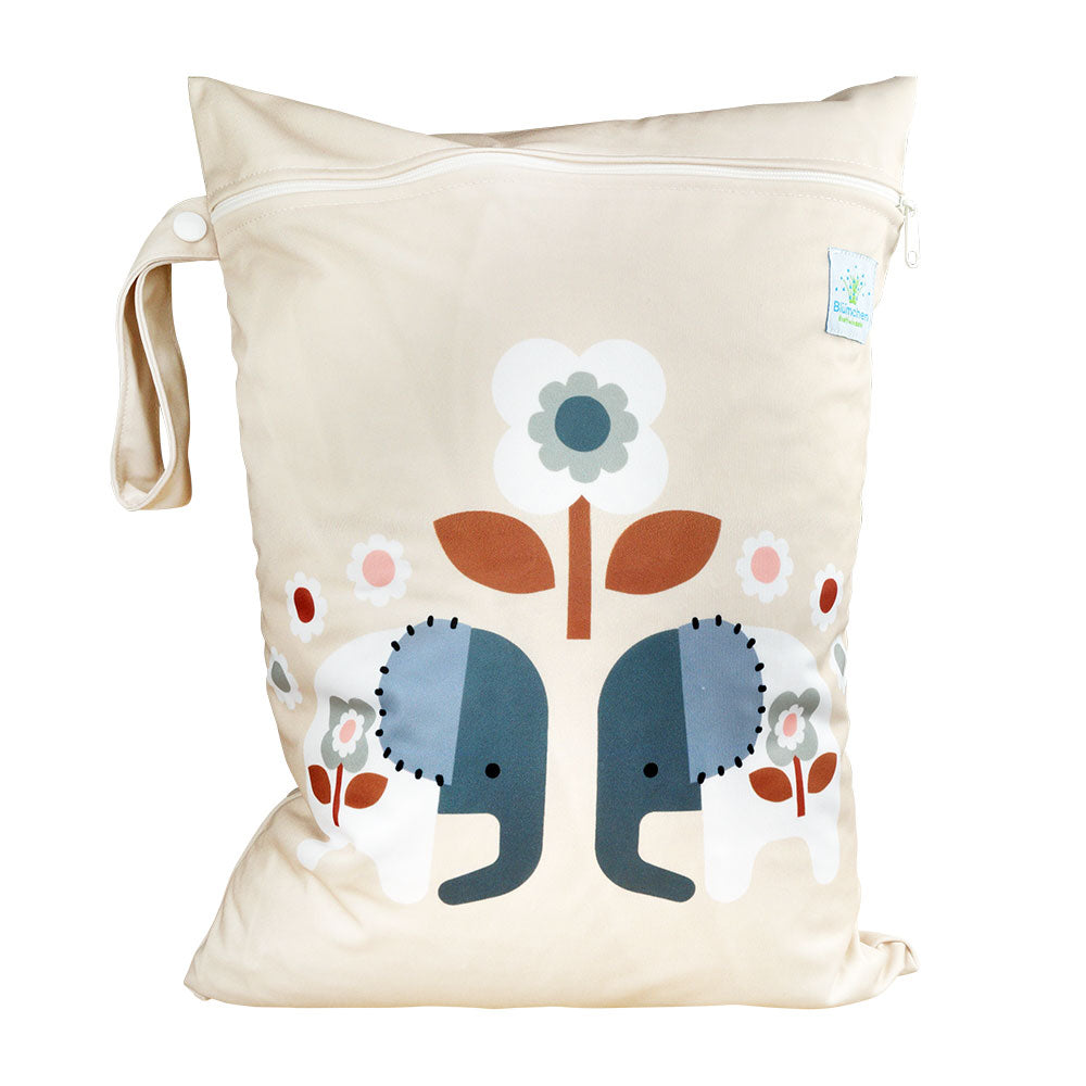 Blümchen Nasstasche Cozy Elephant M - wasserdichte Wetbag mit niedlichem Elefanten-Motiv