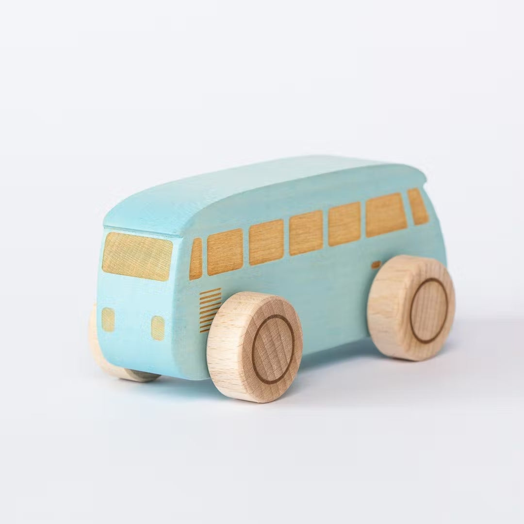 Tarnawa Holzbus hellblau