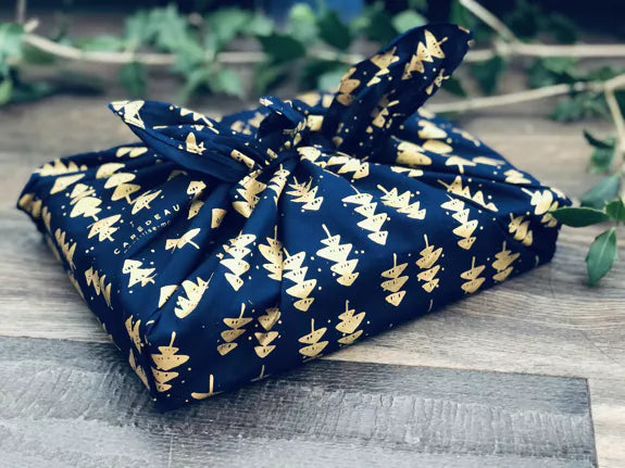Carédeau Furoshiki - Geschenkverpackung aus Stoff Unter dem Schnee